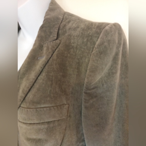 DOLCE AND GABBANA LADIES GRAY VELOUR BLAZER - Picture 3 of 16